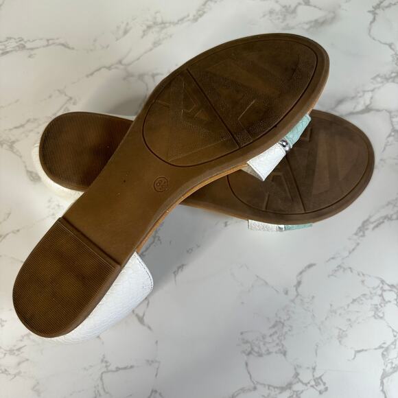 Andiamo Sandal White Sea Foam Green Women 8.5M Snake Pattern Slip On Flats Strap - Picture 9 of 9